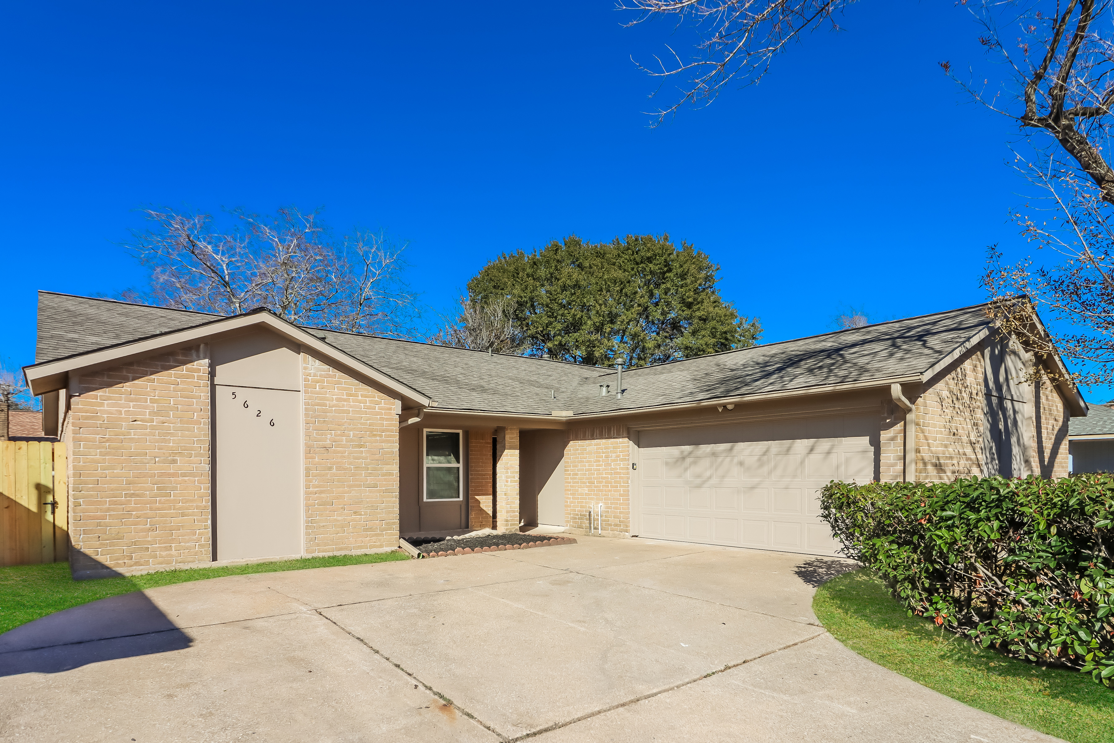 5626 Greenhill Forest Dr Houston, TX 77088